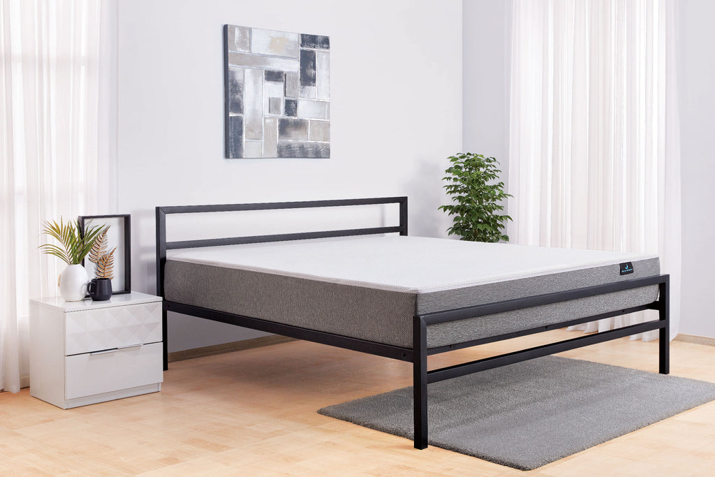Which Is The Better Option: A Wooden or Metal Bed?